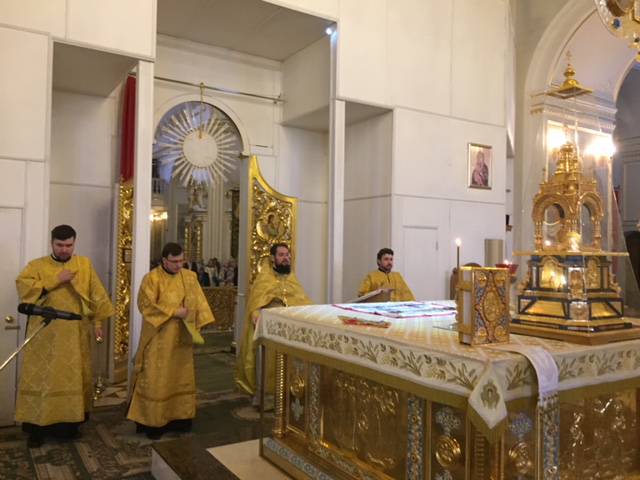   &raquo; Click to zoom ->