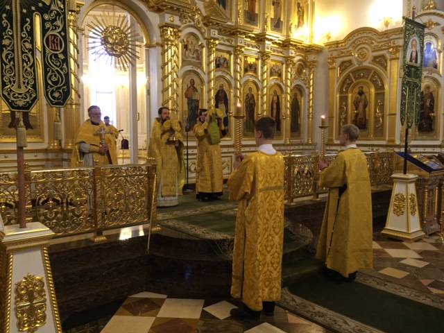   &raquo; Click to zoom ->