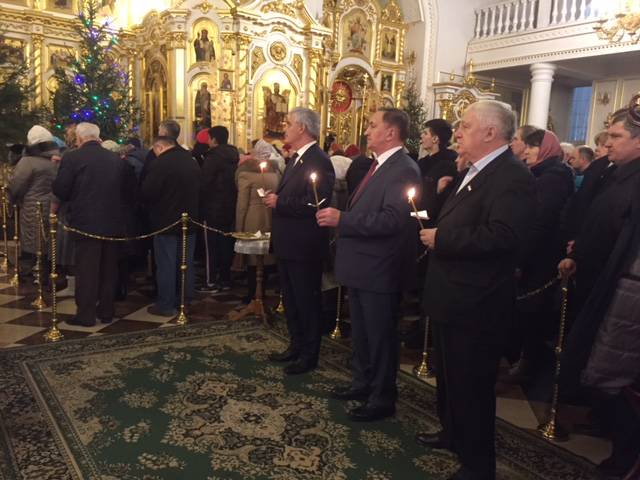   &raquo; Click to zoom ->