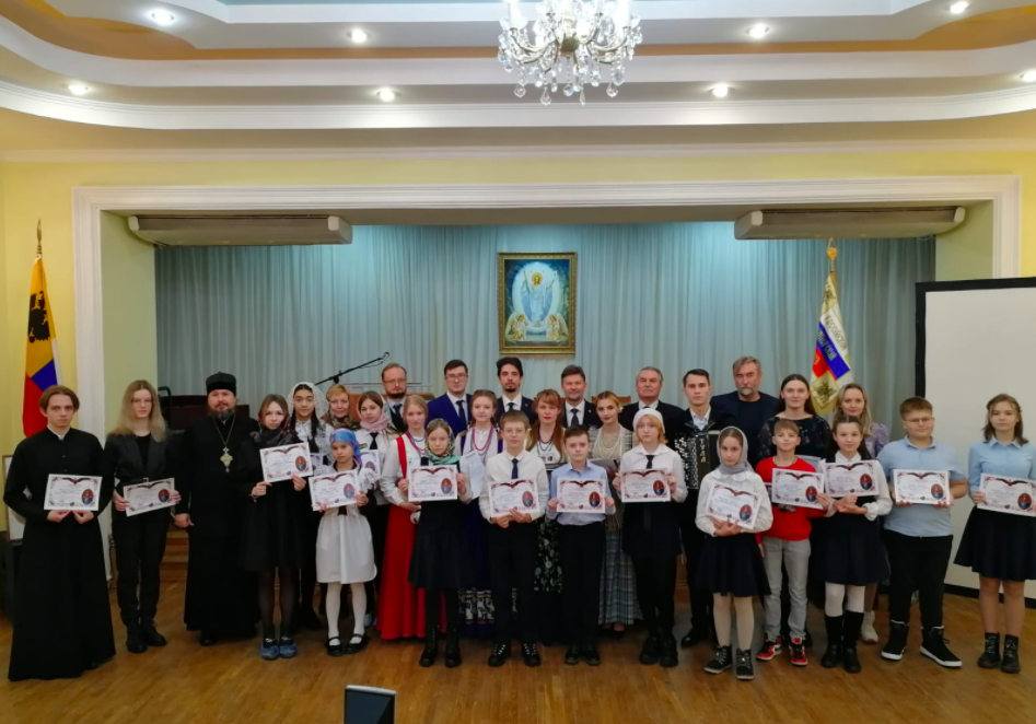   &raquo; Click to zoom ->