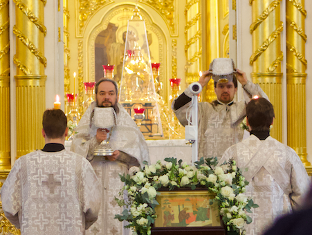   &raquo; Click to zoom ->