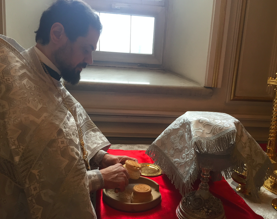   &raquo; Click to zoom ->